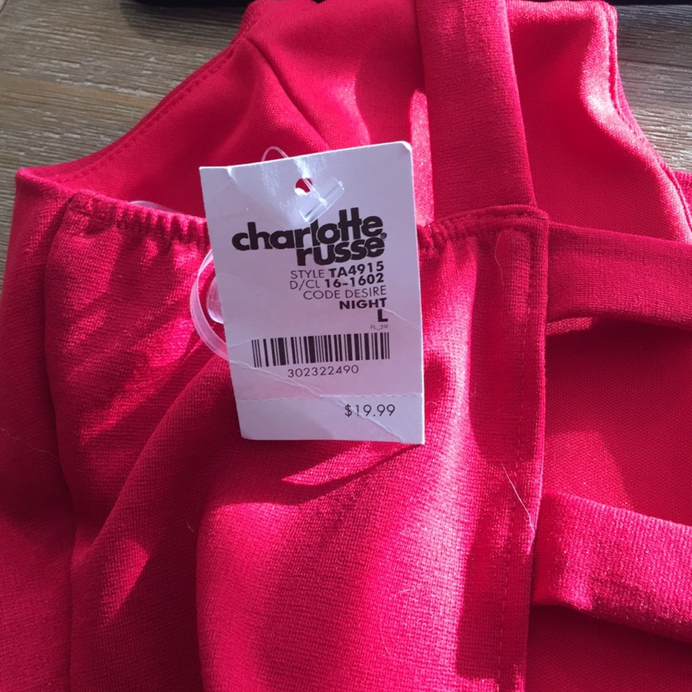 Red sexy top - Picture 3 of 3